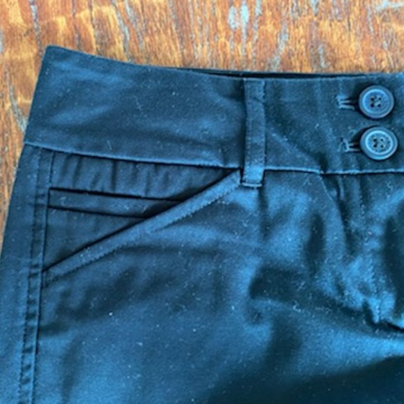 New * NEW YORK & COMPANY * BLACK Cropped CAPRI Stretch PANTS * Pockets * sz 2 - Picture 4 of 9